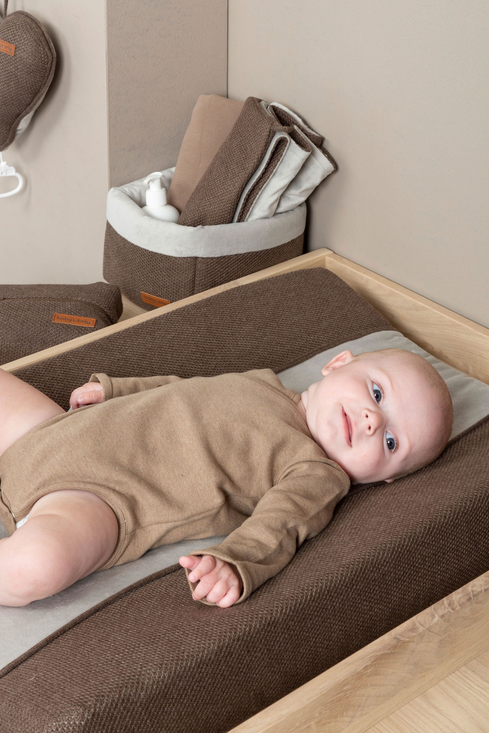 Cot blanket soft Classic cacao